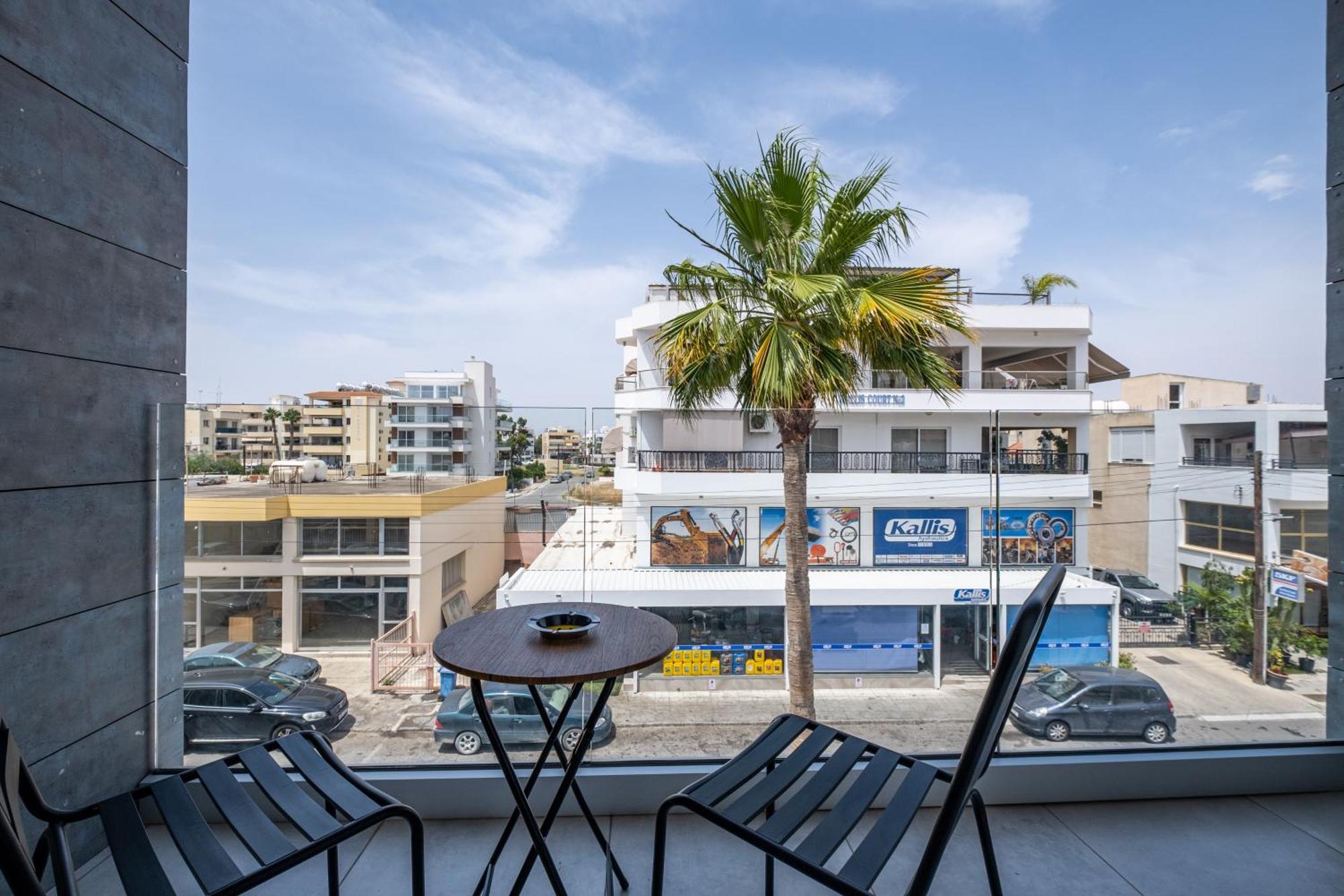 Georgiana Suites Larnaca Eksteriør billede