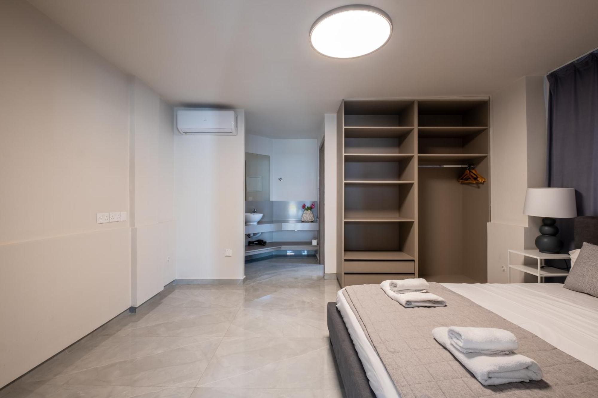 Georgiana Suites Larnaca Værelse billede