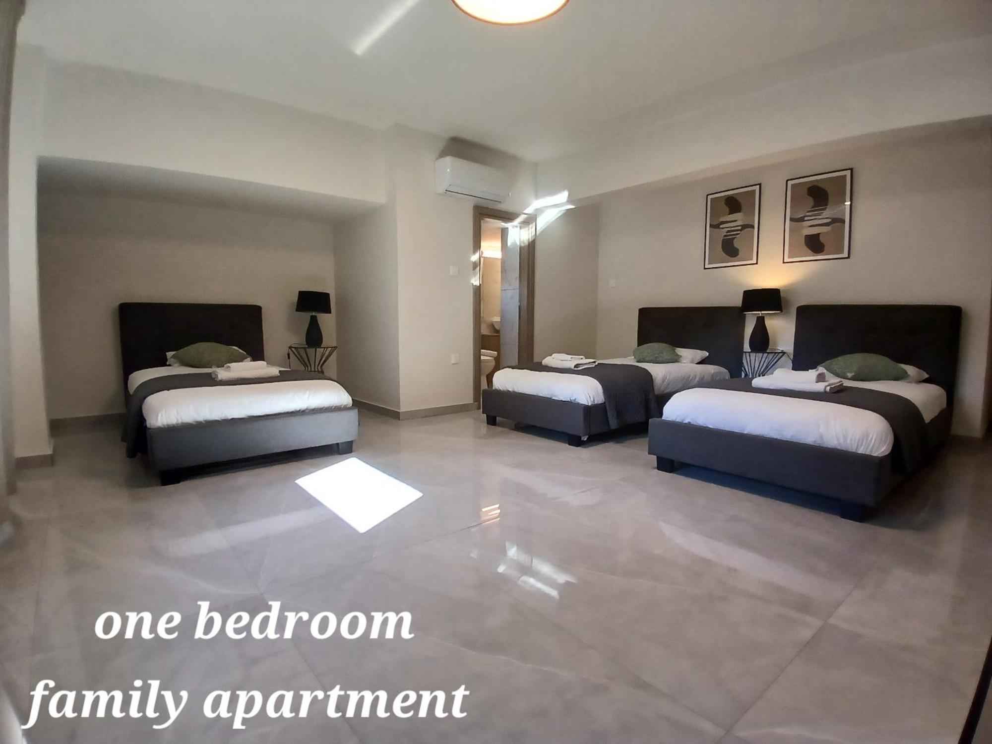 Georgiana Suites Larnaca Eksteriør billede