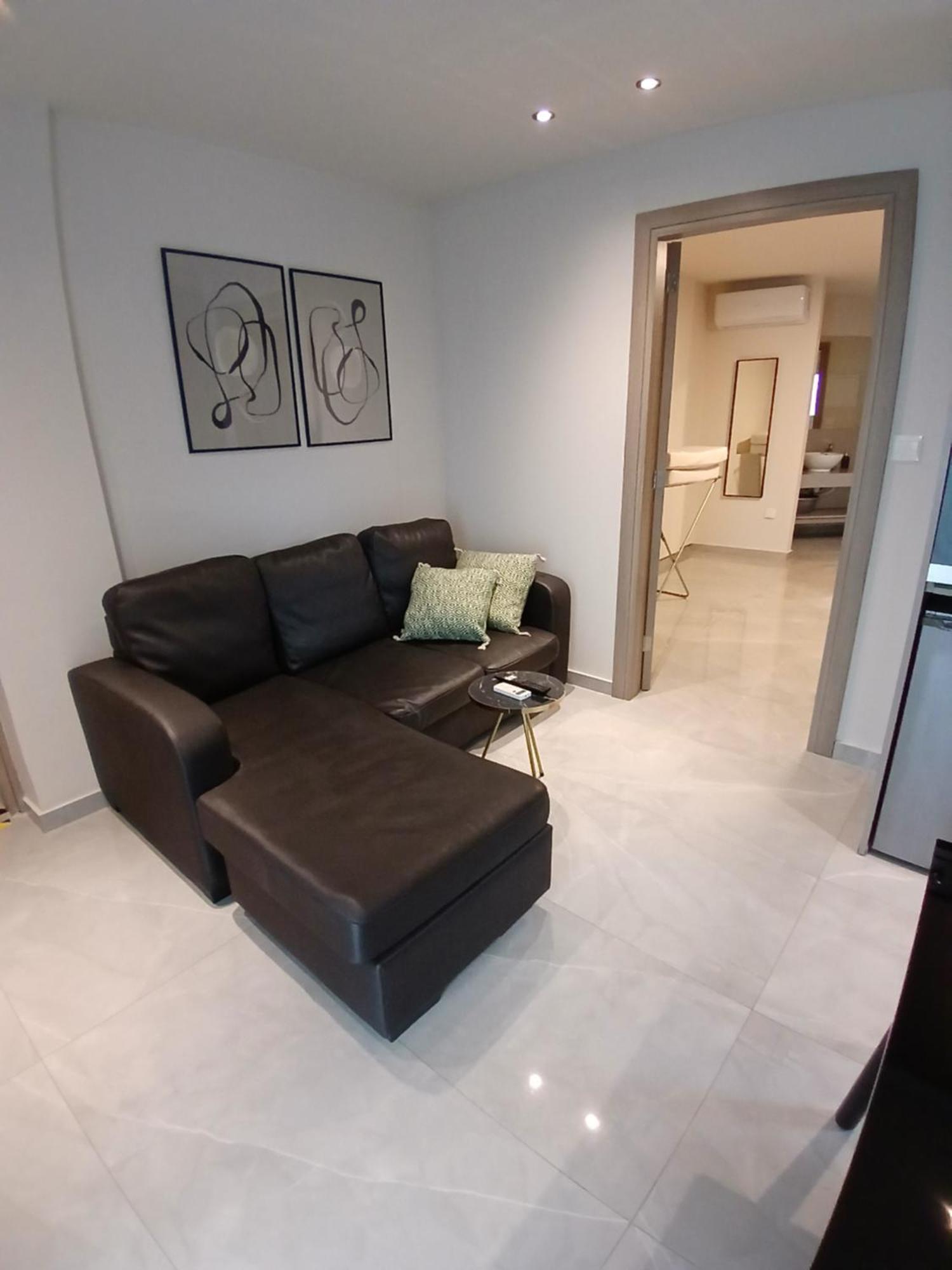 Georgiana Suites Larnaca Værelse billede
